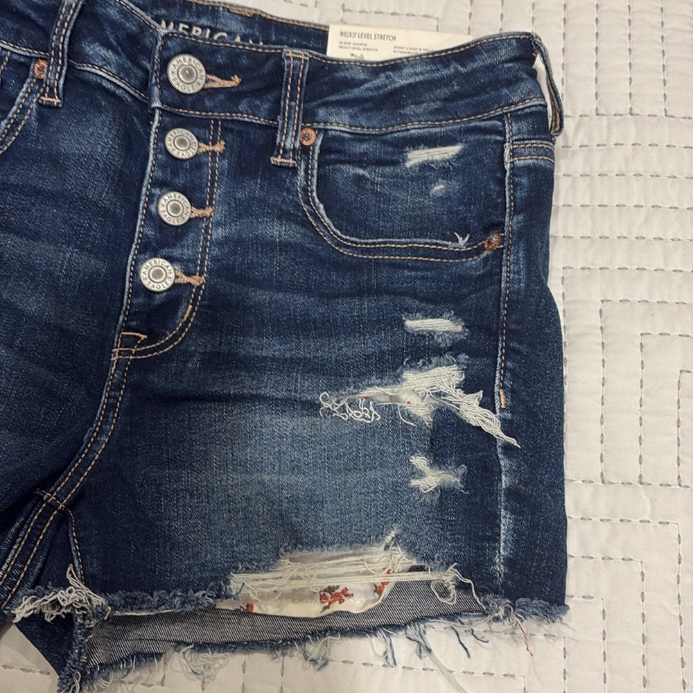 American Eagle jean shorts - Picture 4 of 6